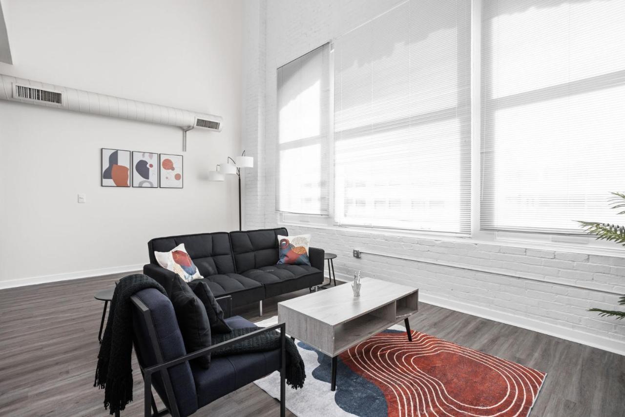 2Br 2Ba In The Block Apartment By Cozysuites Индианаполис Экстерьер фото
